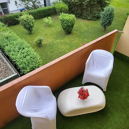 Gemuetliches Loft 150 M Von Slk Klinikum Boeckingen Apartament