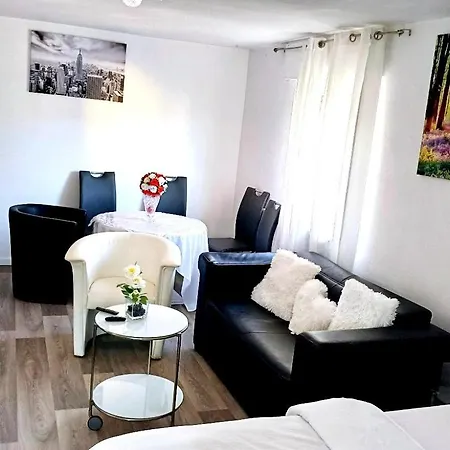 Appartement Gemuetliches Loft 150 M Von Slk Klinikum Boeckingen Heilbronn